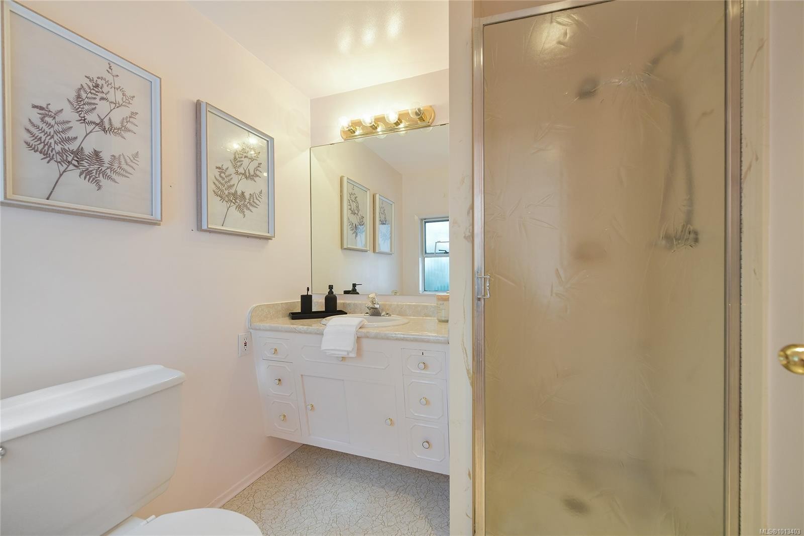 1120 St. Louis St, Oak Bay, BC