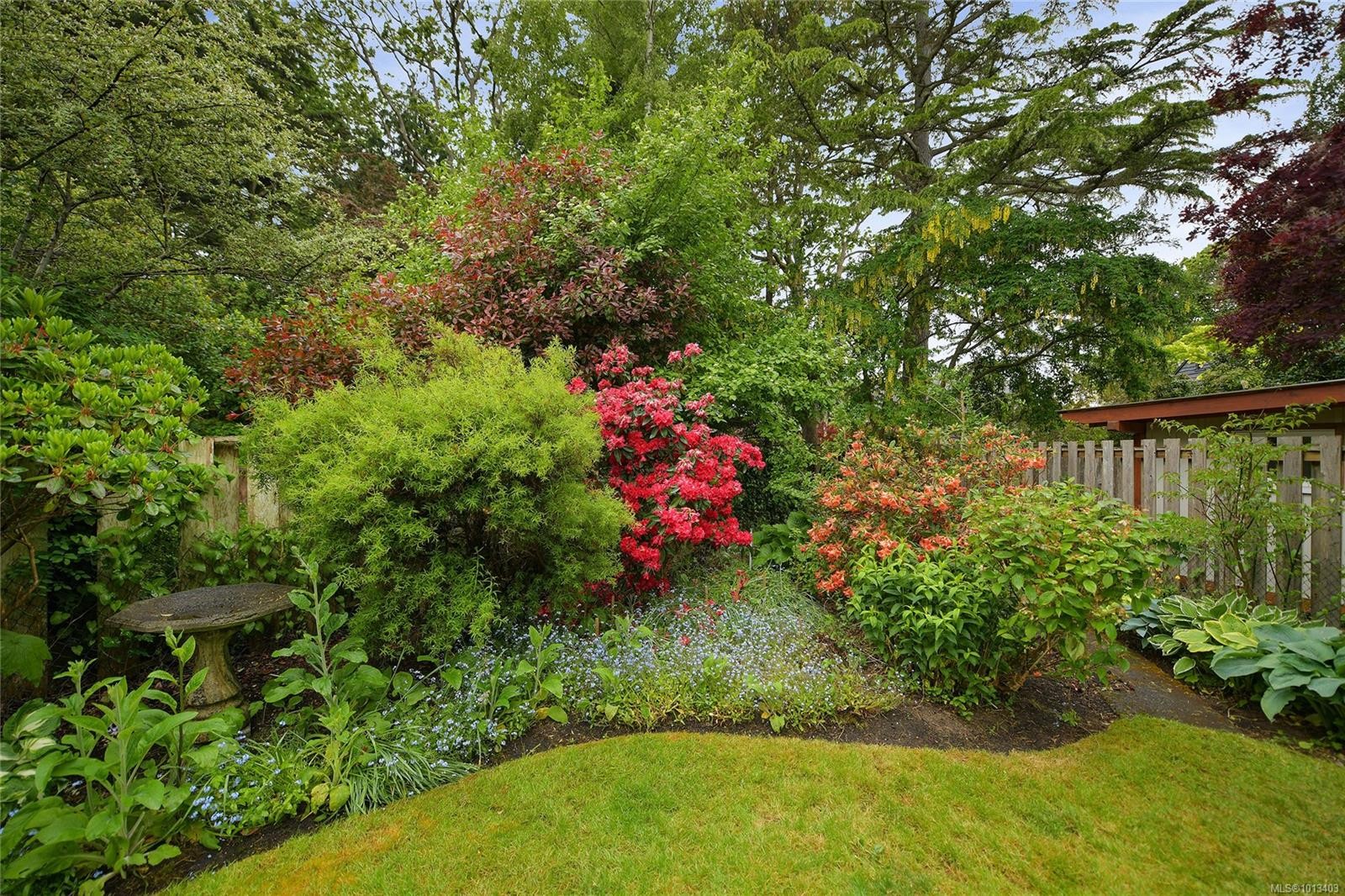 1120 St. Louis St, Oak Bay, BC