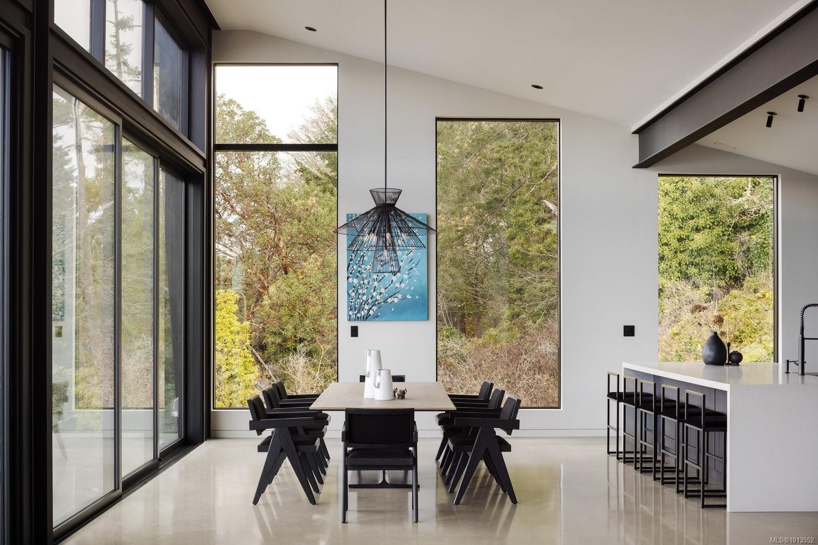 2701 Sea View Rd, Saanich, BC