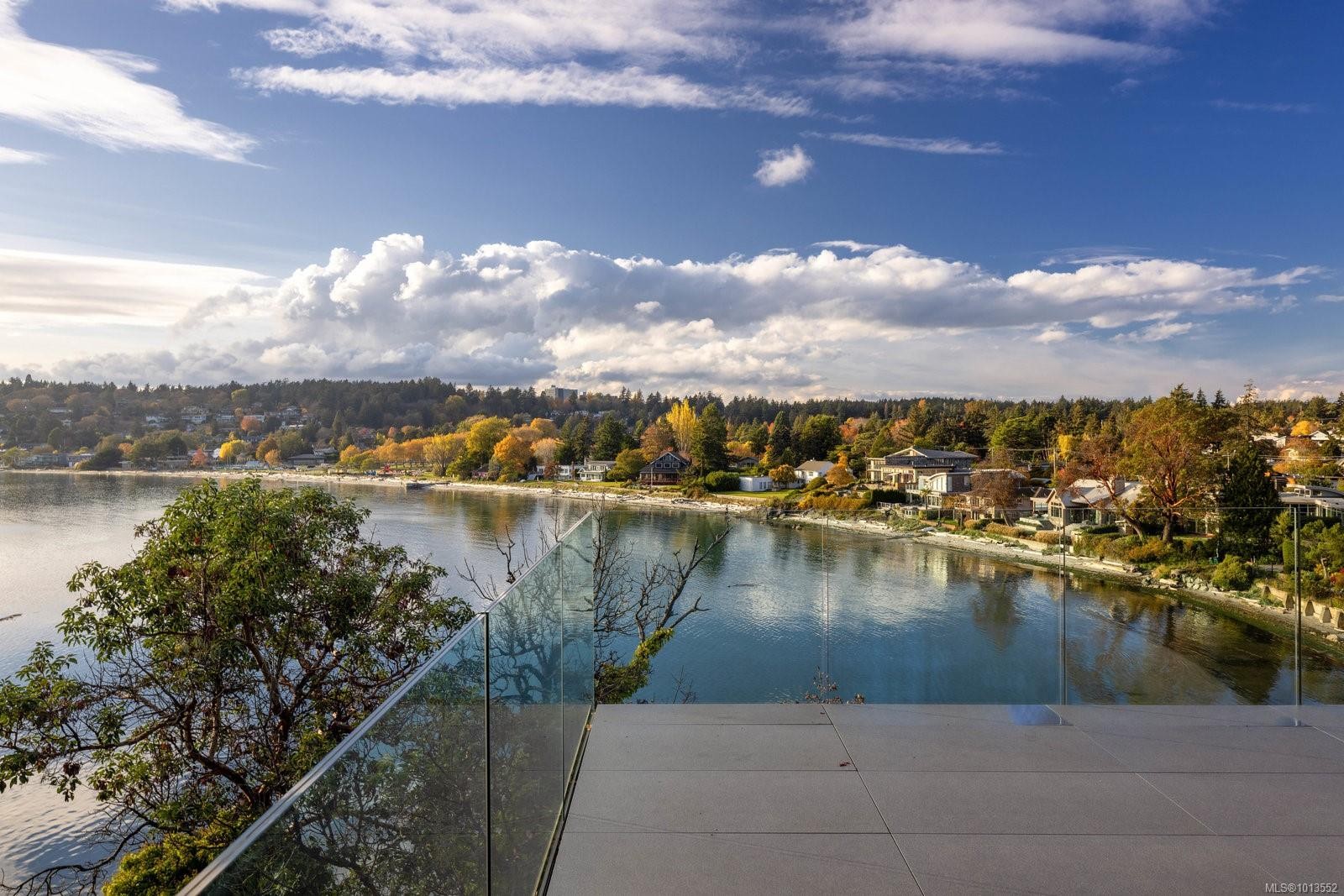 2701 Sea View Rd, Saanich, BC