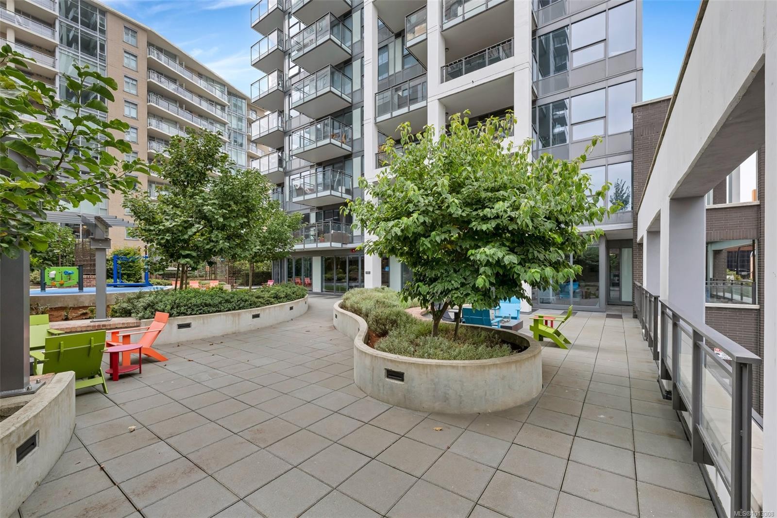 709-777 Herald St, Victoria, BC - Outdoor