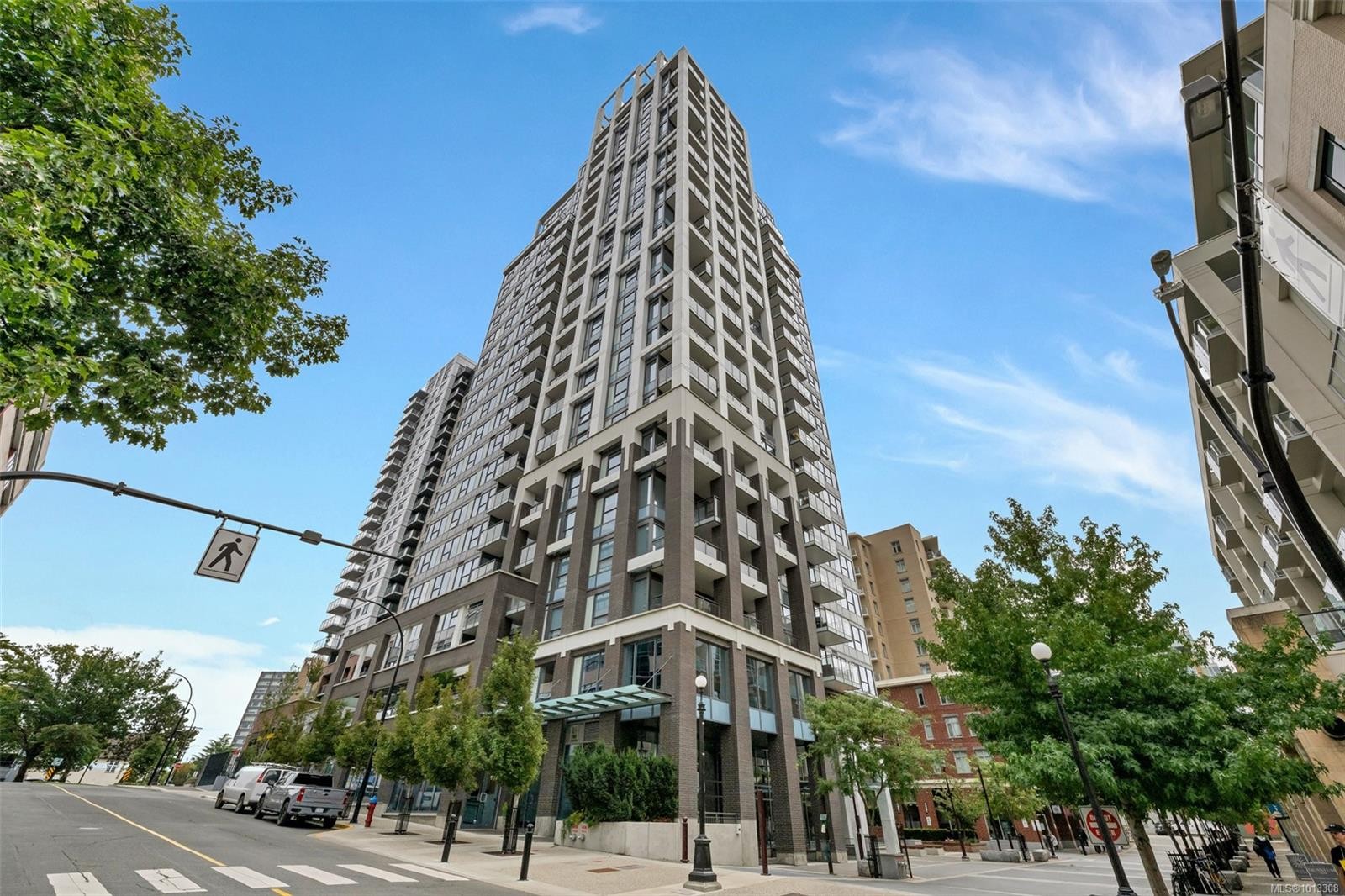 709-777 Herald St, Victoria, BC - Outdoor With Facade