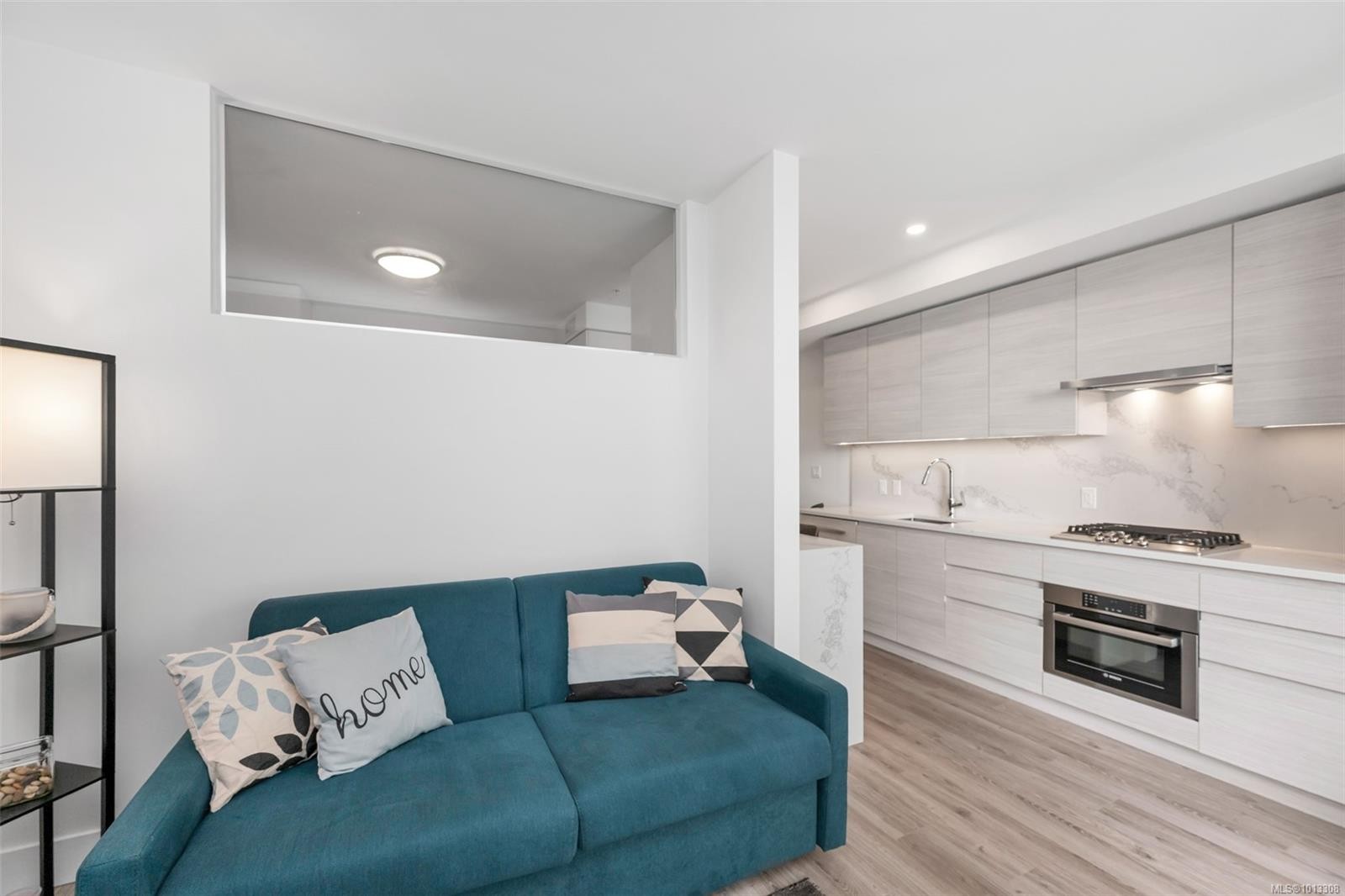 709-777 Herald St, Victoria, BC - Indoor Photo Showing Kitchen With Upgraded Kitchen