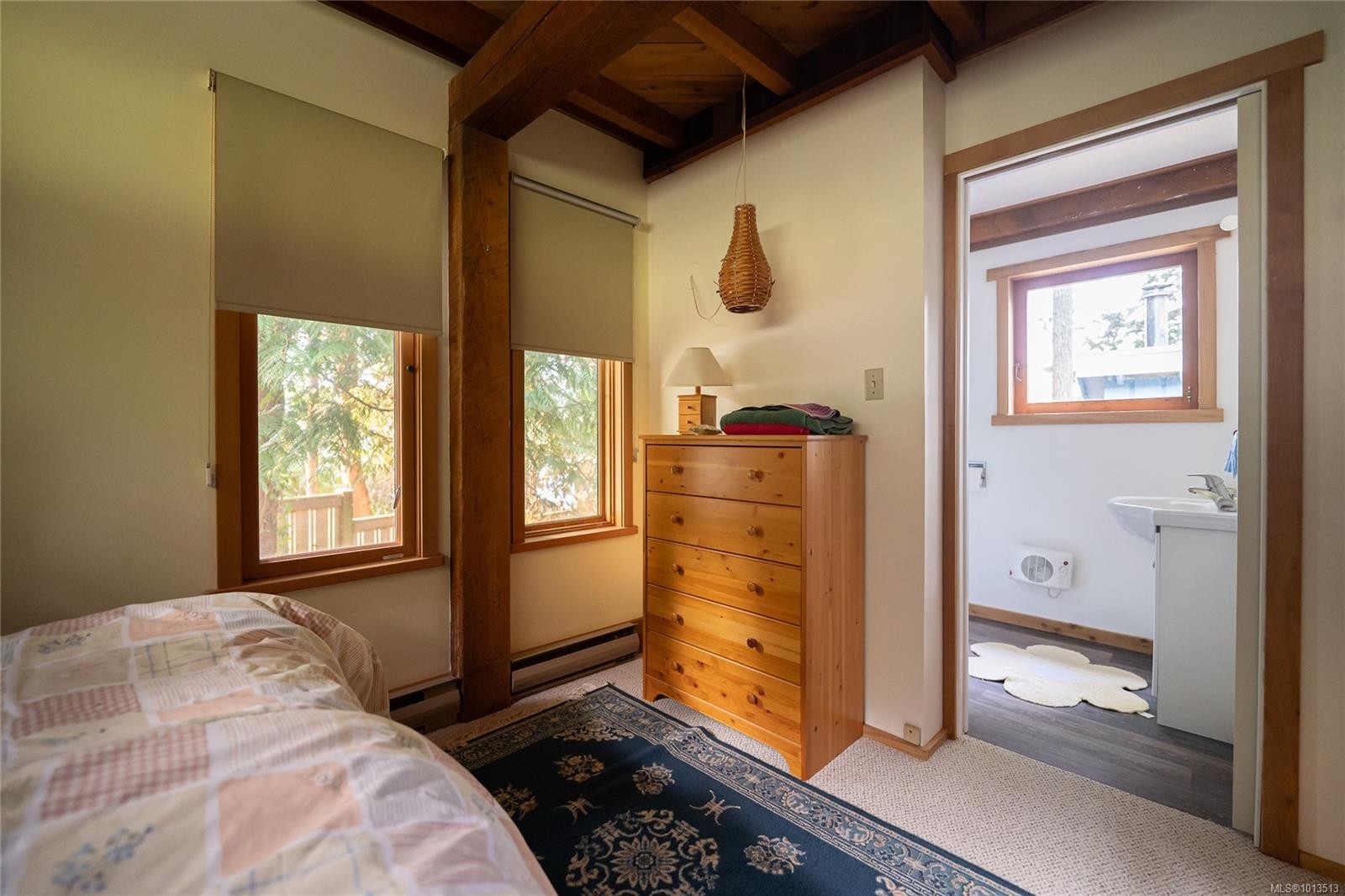 122 Ontario Pl, Salt Spring, BC