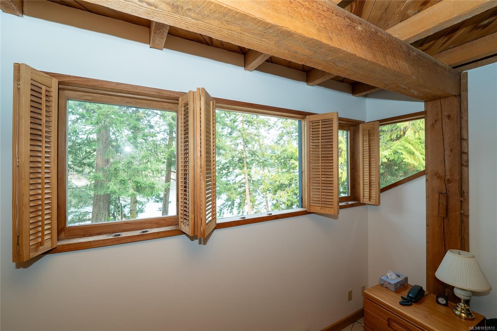 122 Ontario Pl, Salt Spring, BC