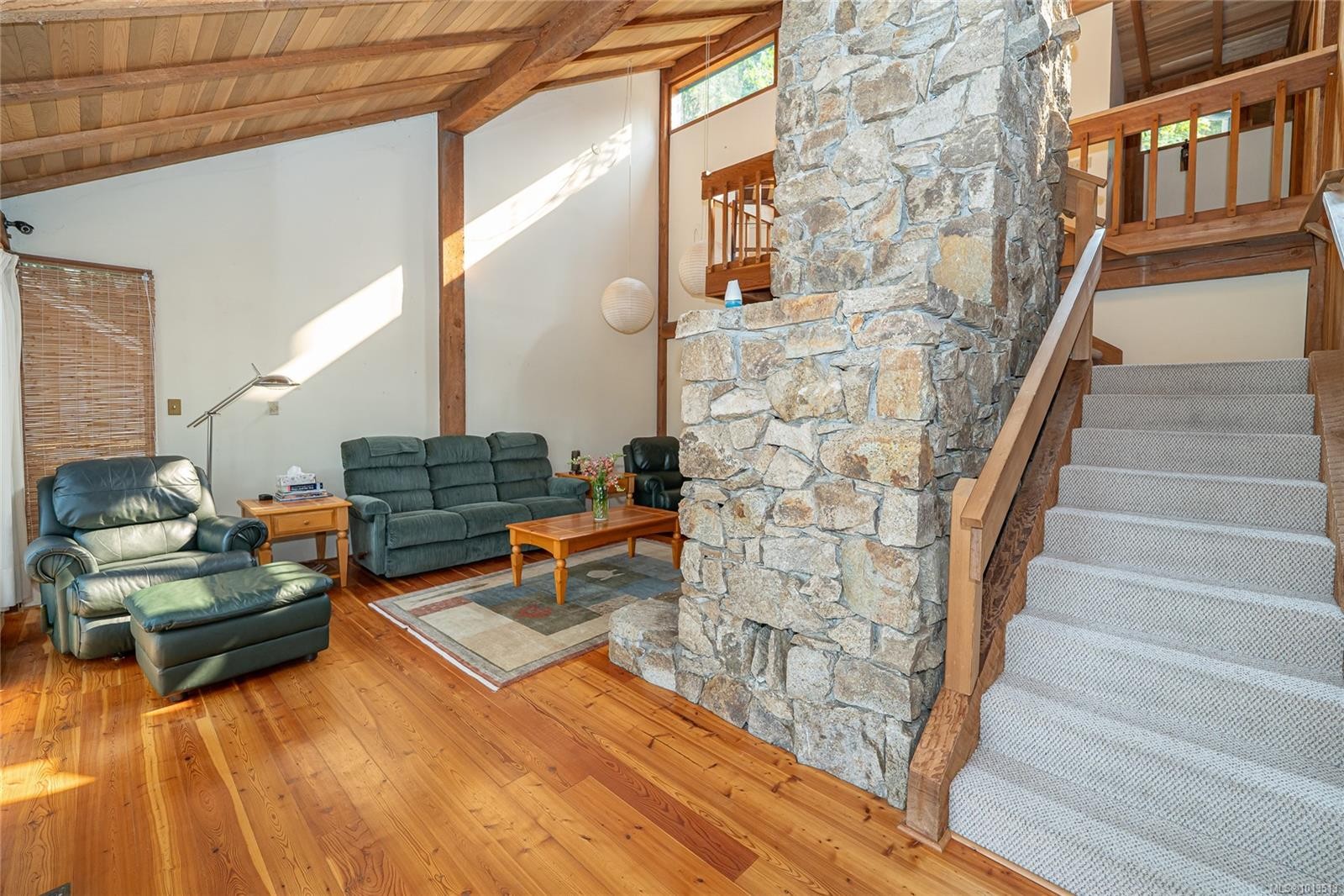 122 Ontario Pl, Salt Spring, BC