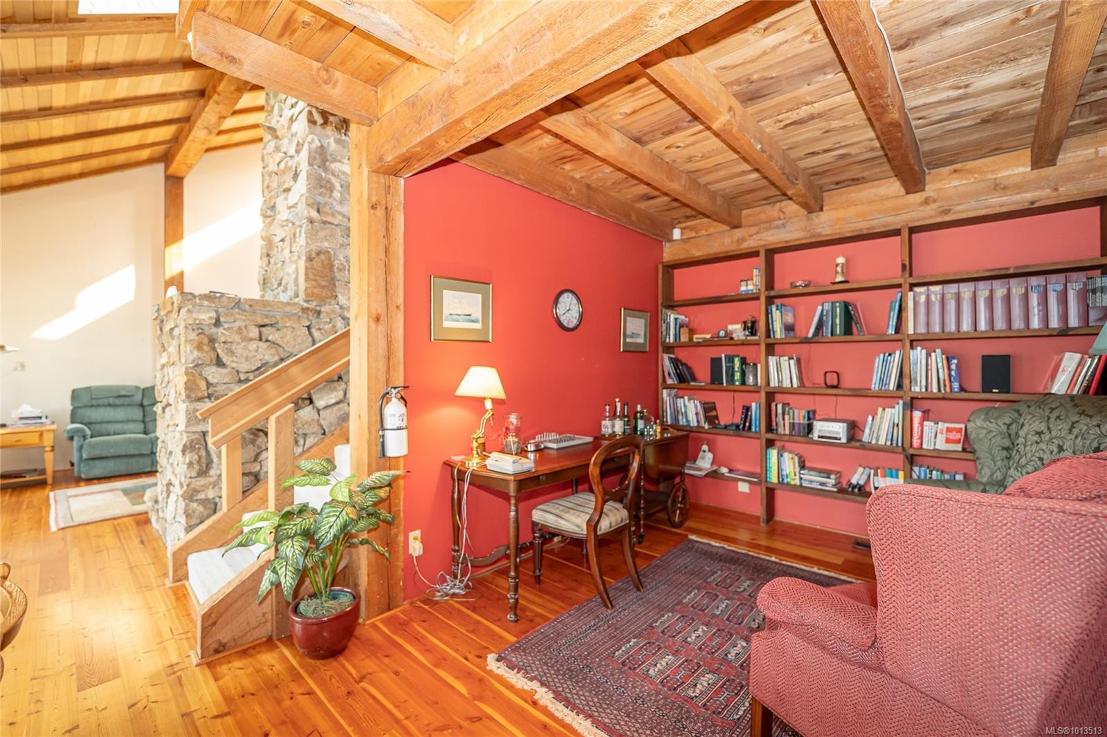 122 Ontario Pl, Salt Spring, BC