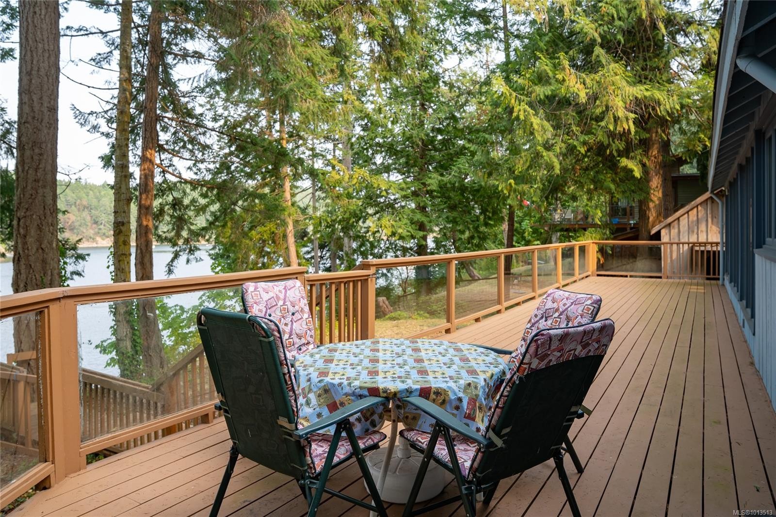 122 Ontario Pl, Salt Spring, BC