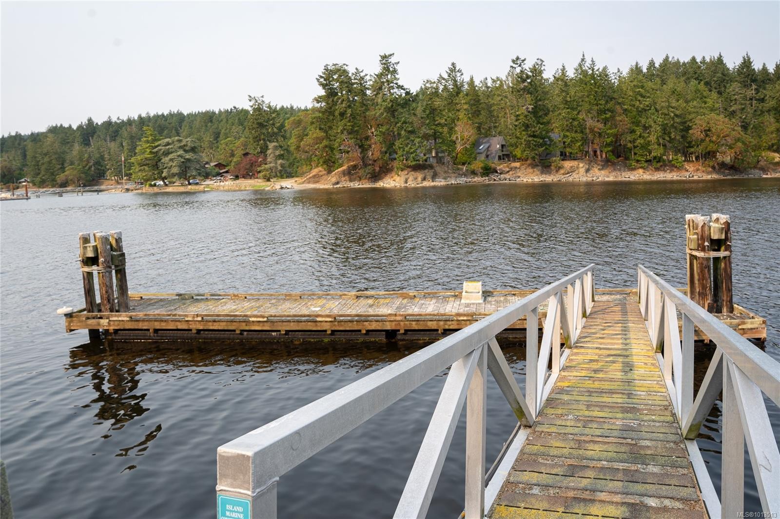 122 Ontario Pl, Salt Spring, BC