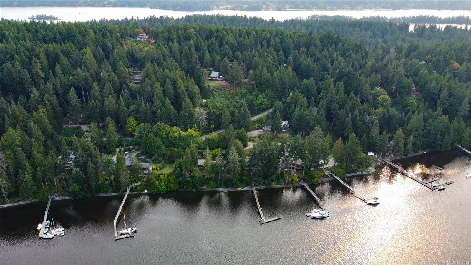 122 Ontario Pl, Salt Spring, BC