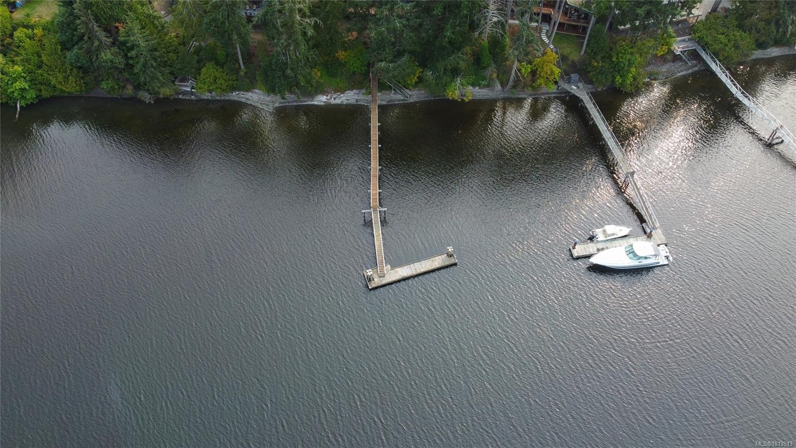 122 Ontario Pl, Salt Spring, BC