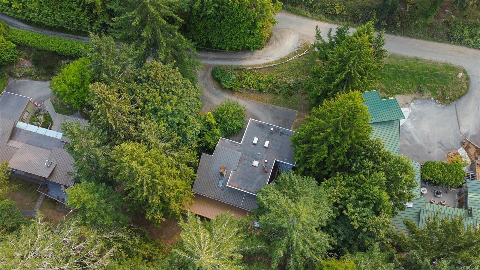 122 Ontario Pl, Salt Spring, BC