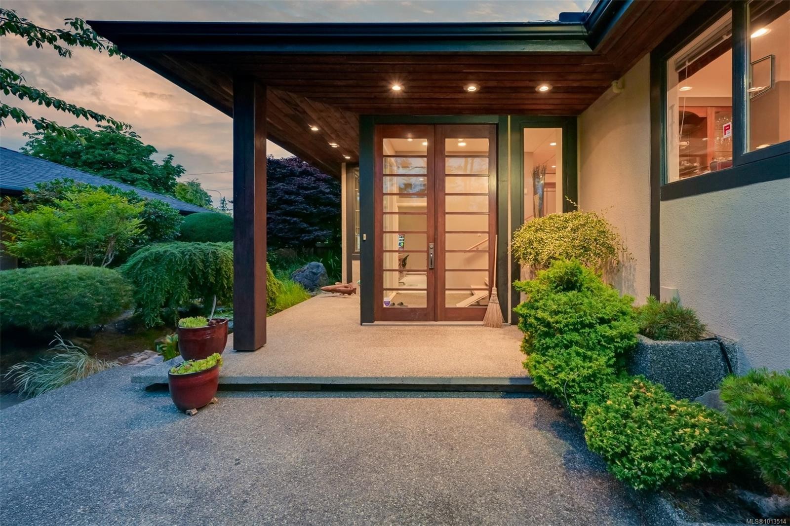 5299 Parker Ave, Saanich, BC