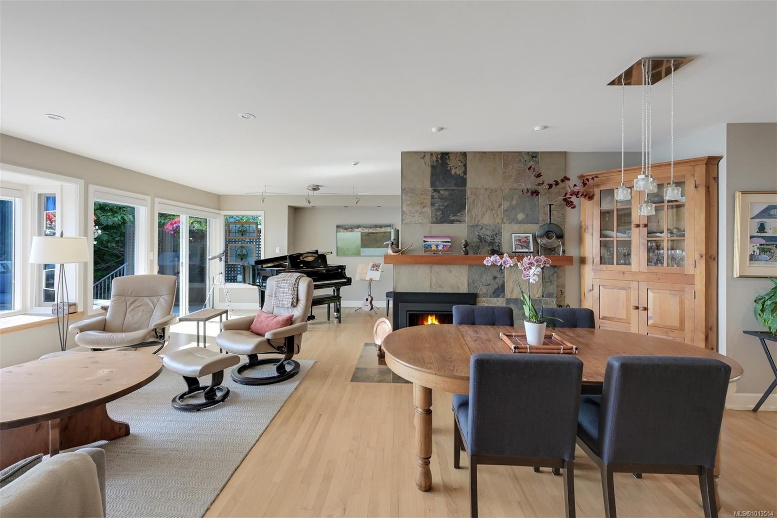 5299 Parker Ave, Saanich, BC