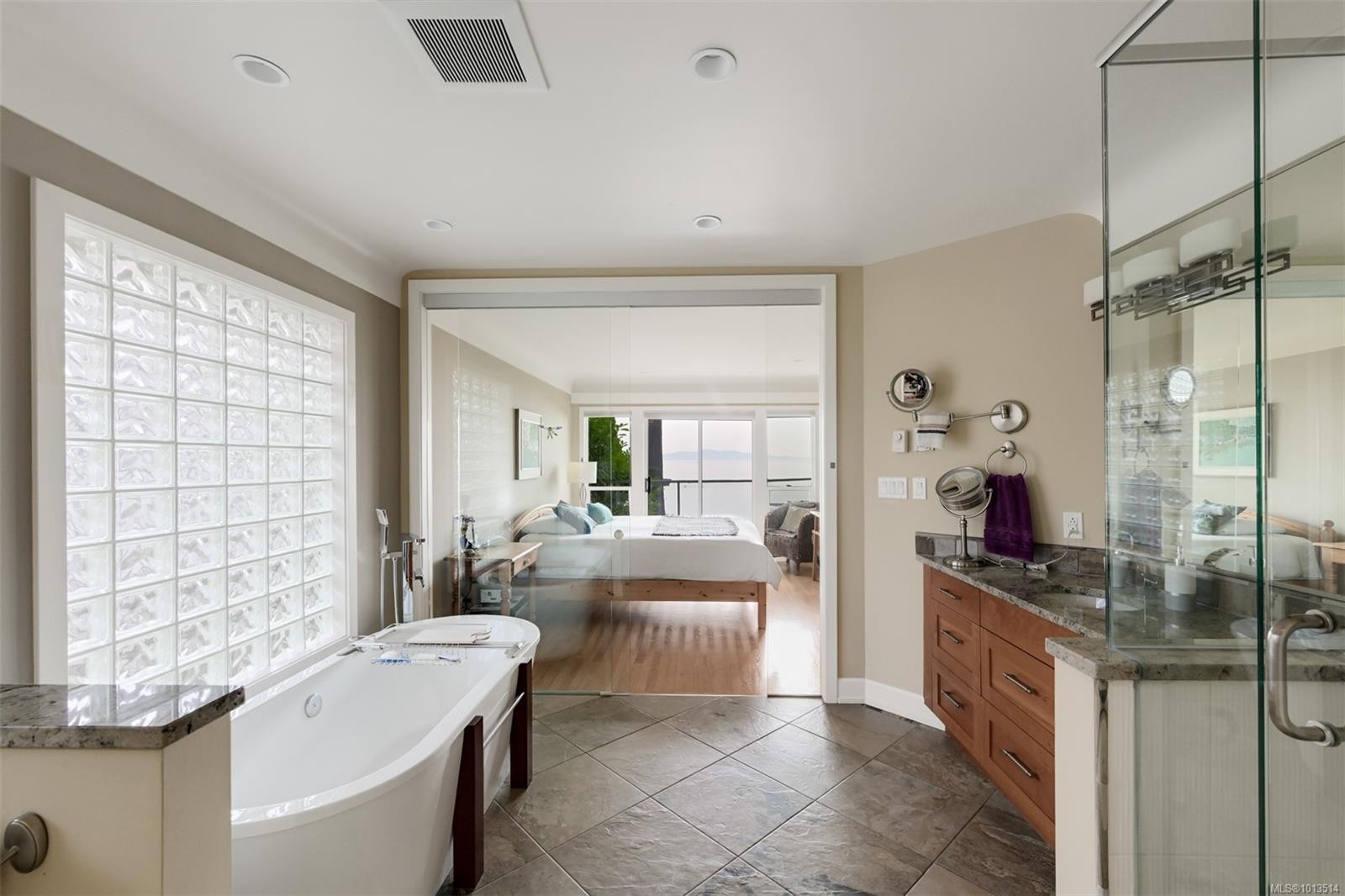 5299 Parker Ave, Saanich, BC