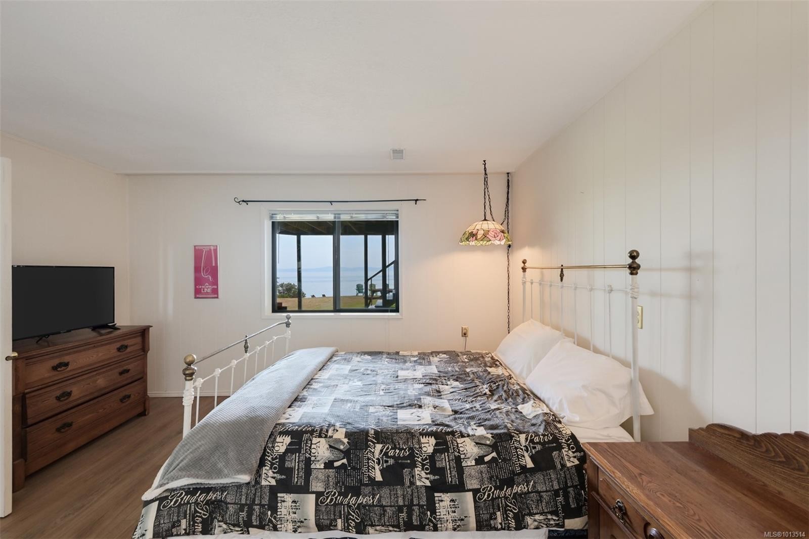 5299 Parker Ave, Saanich, BC