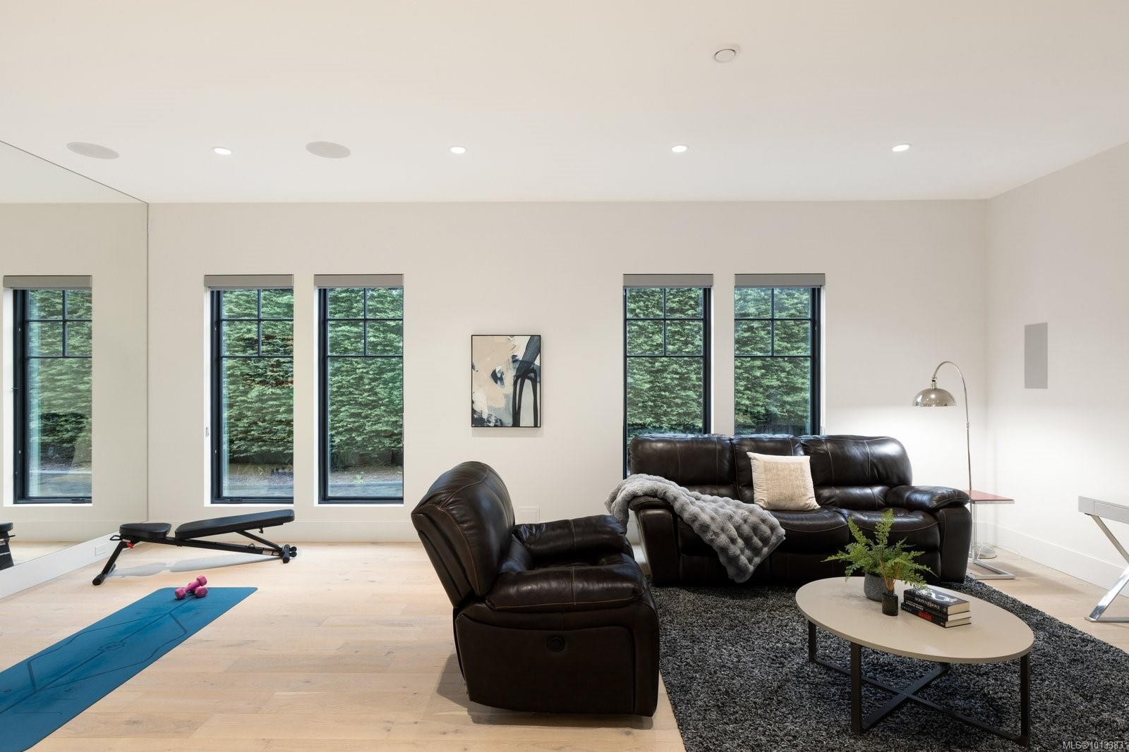 418 Beach Dr, Oak Bay, BC