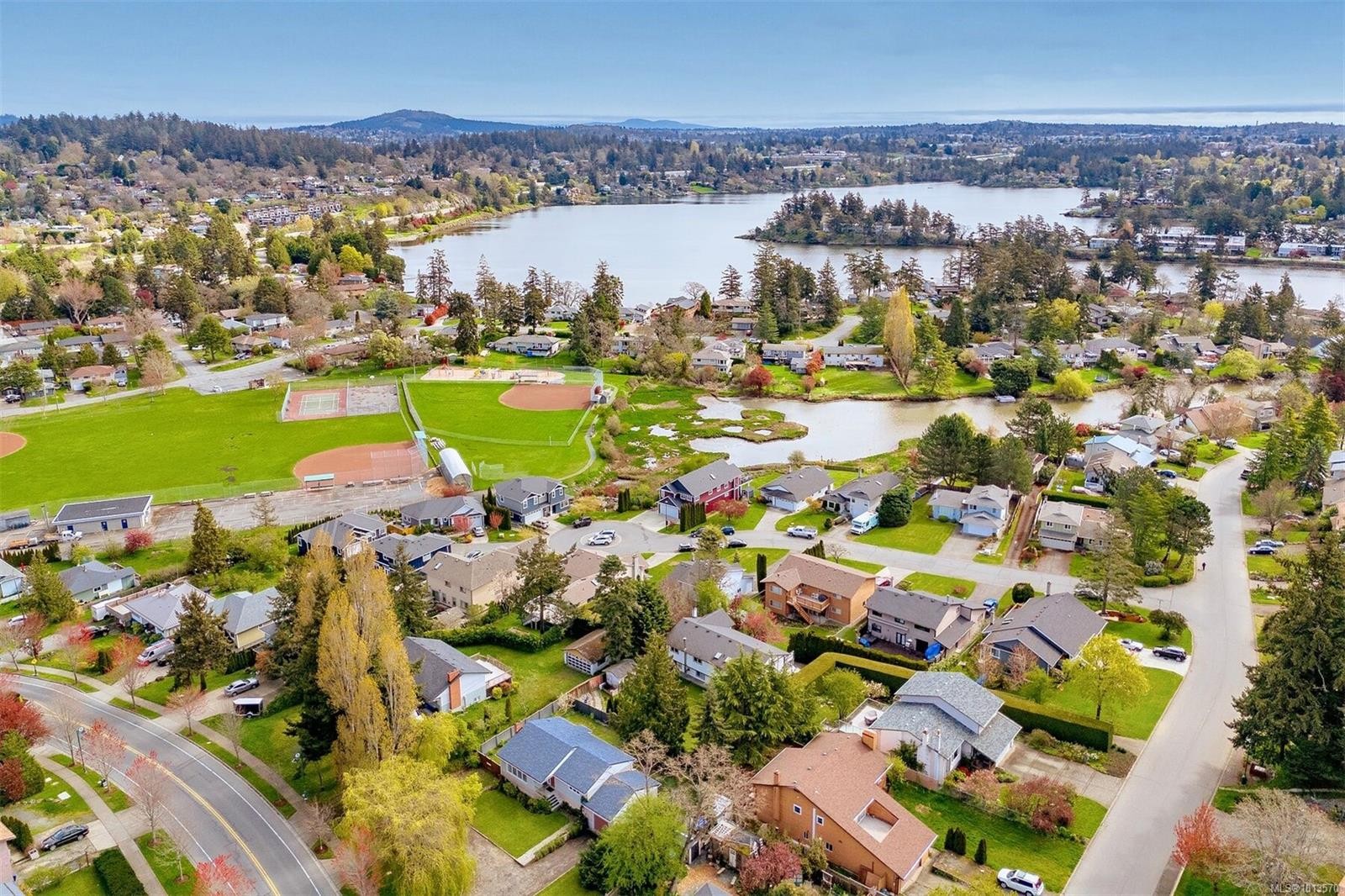 164 White Pine Rd, View Royal, BC