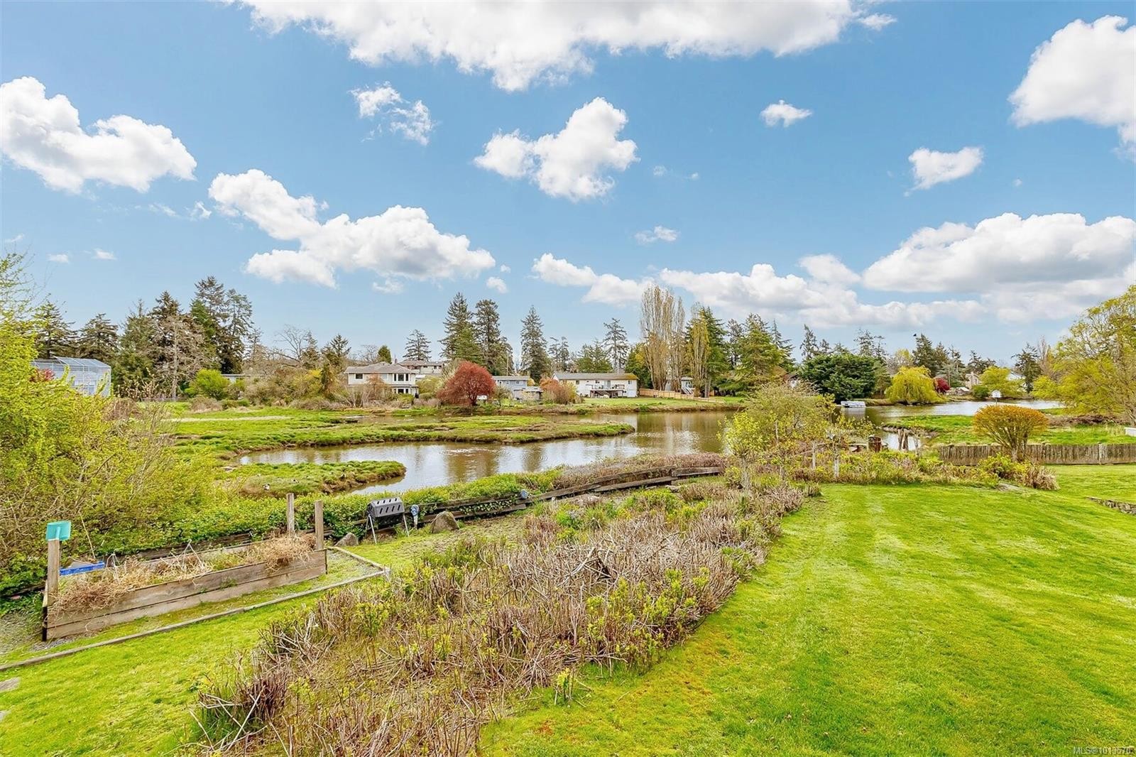 164 White Pine Rd, View Royal, BC