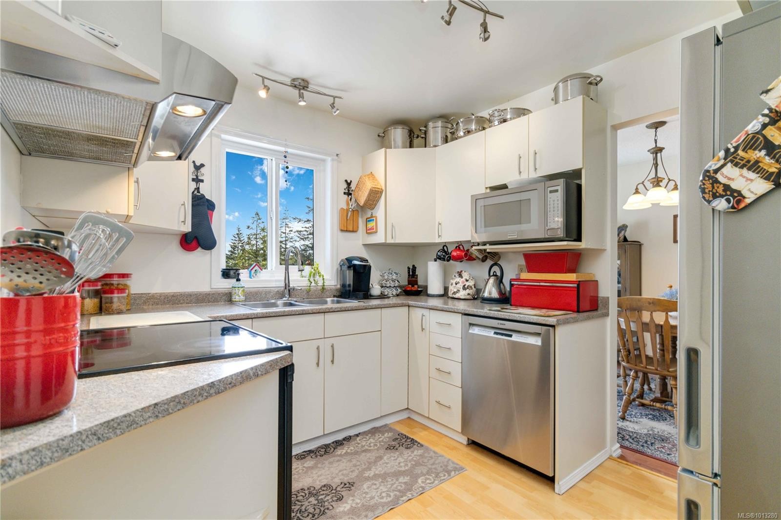 1385 Clun Pl, Sooke, BC