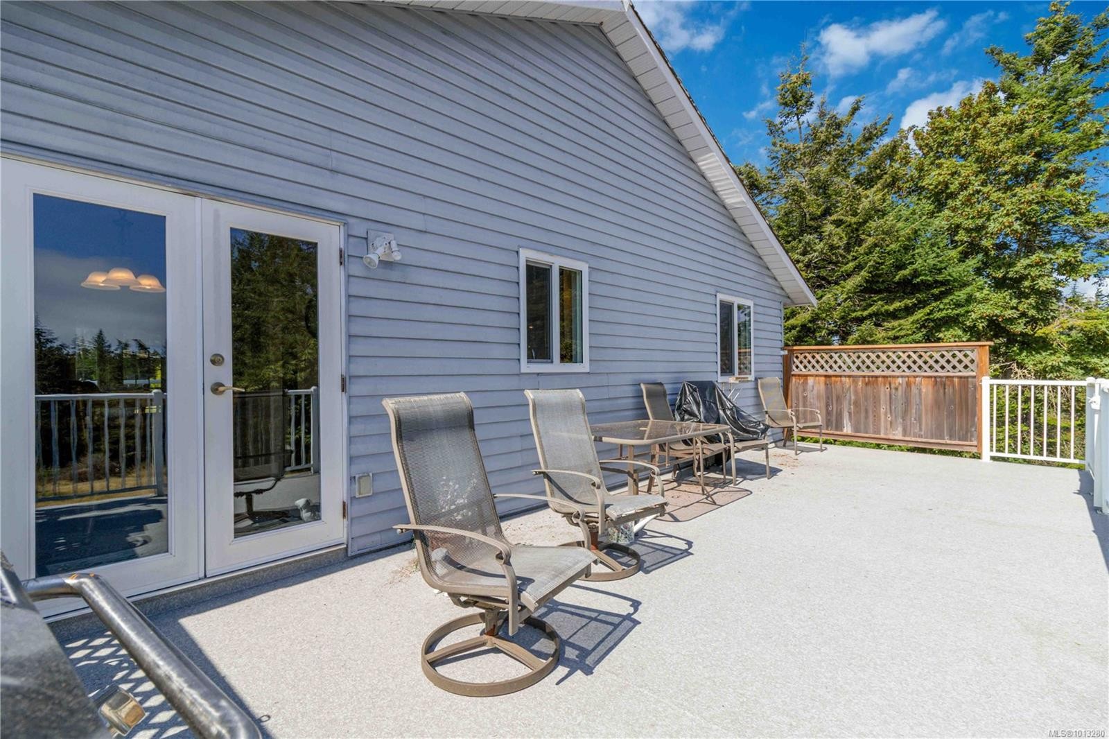 1385 Clun Pl, Sooke, BC