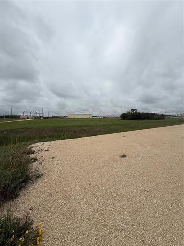 4300 Portage Ave, Headingley, MB