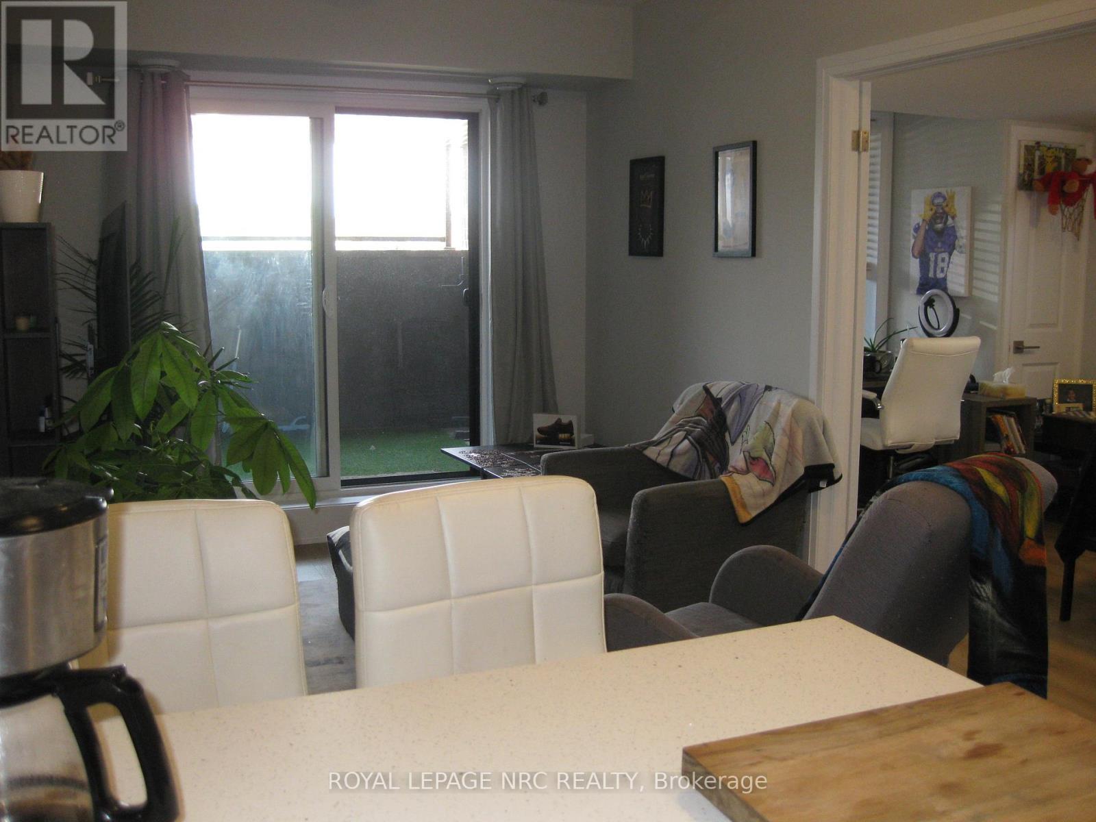 74 - 6705 Cropp Street, Niagara Falls (Morrison), ON - Indoor