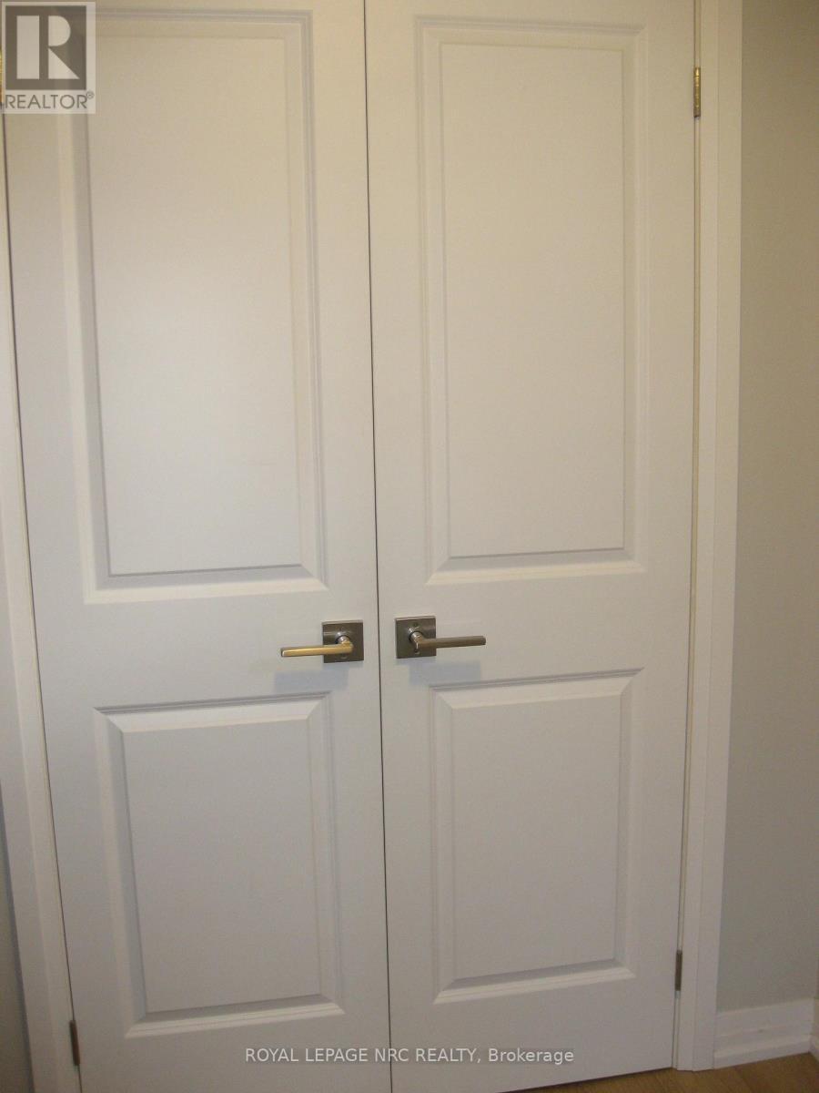 74 - 6705 Cropp Street, Niagara Falls (Morrison), ON - Indoor Photo Showing Other Room