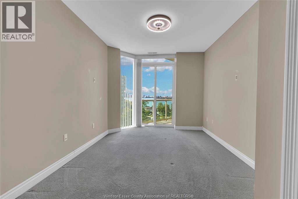 4955 Riverside Drive East Unit# 802, Windsor, ON - Indoor Photo Showing Other Room