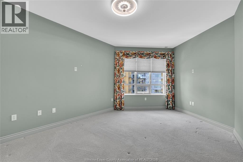 4955 Riverside Drive East Unit# 802, Windsor, ON - Indoor Photo Showing Other Room