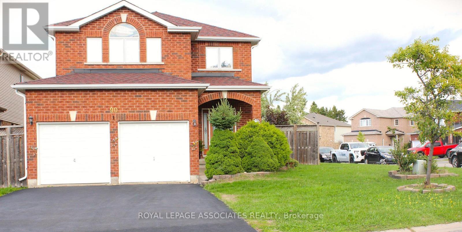 90 Sweetnam Drive, Kawartha Lakes, ON - Outdoor