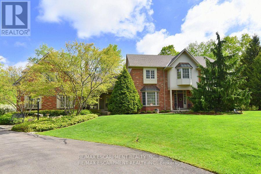 712 Robson Road, Hamilton, ON - Outdoor