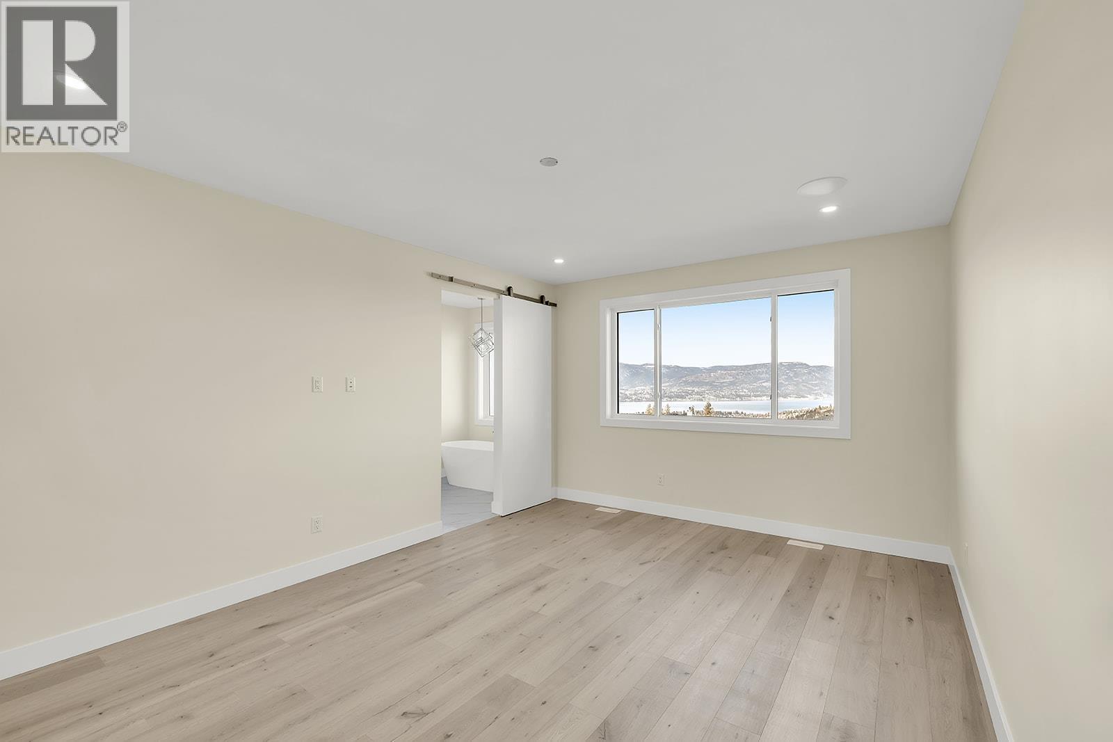 1787 Fawn Run Drive, Kelowna, BC - Indoor Photo Showing Other Room