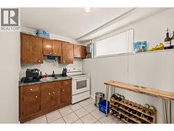 Lower level in law suite -