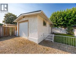 Detached garage -