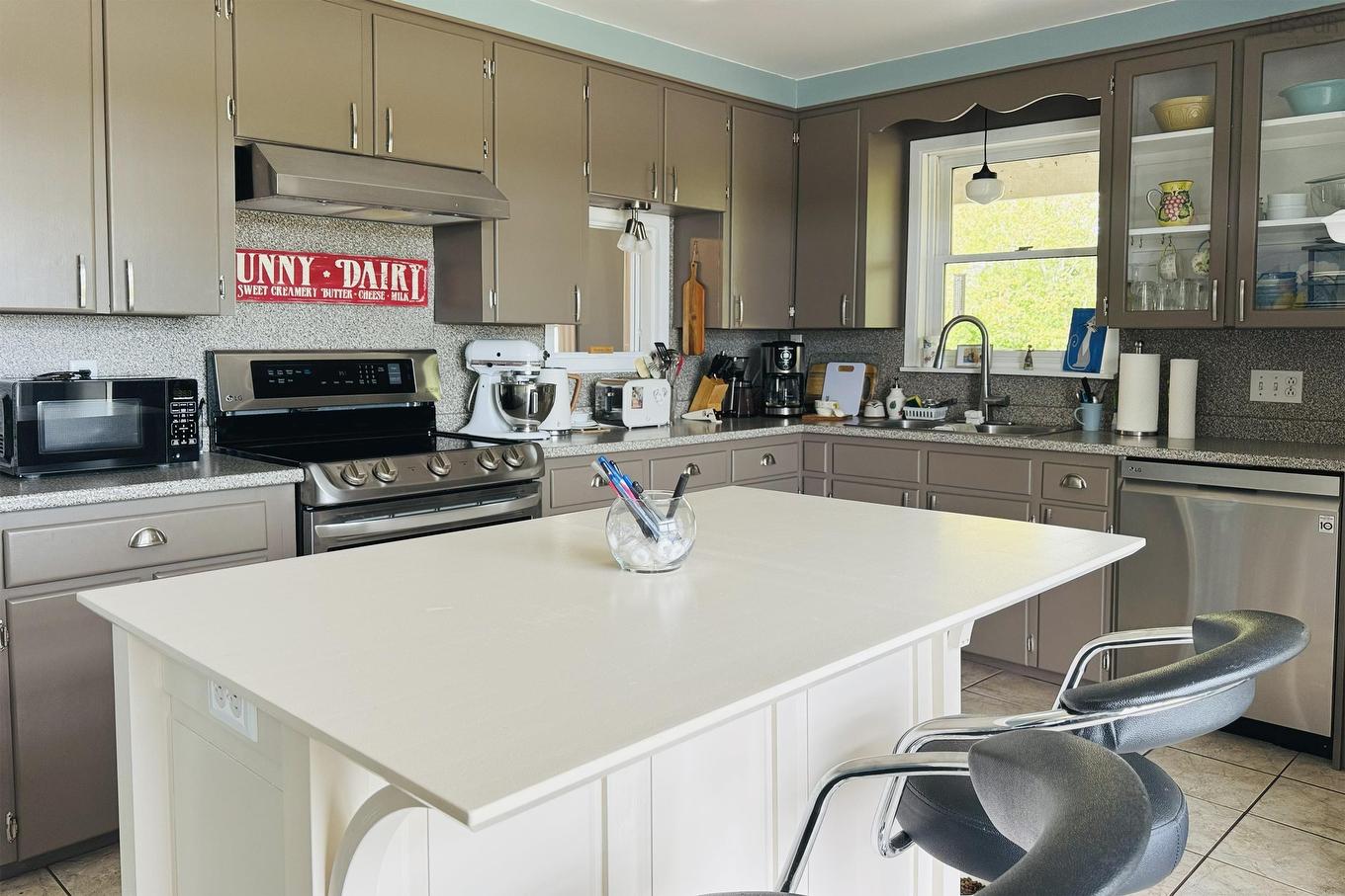 100 Spring Street, Parrsboro, NS