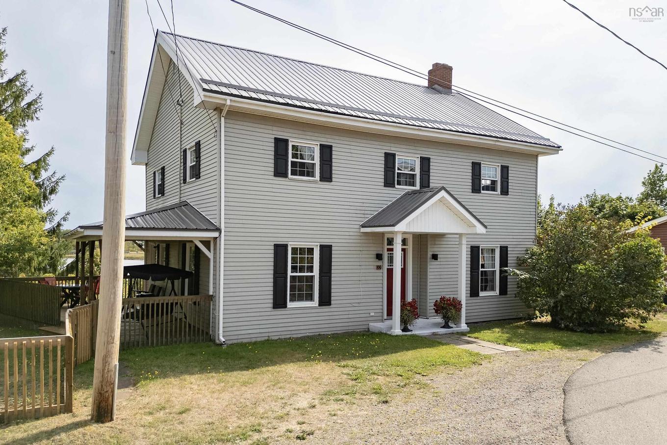 100 Spring Street, Parrsboro, NS