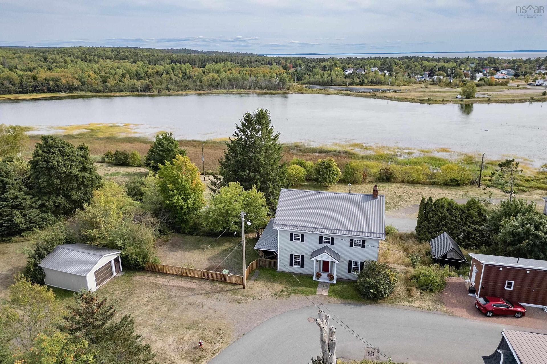 100 Spring Street, Parrsboro, NS