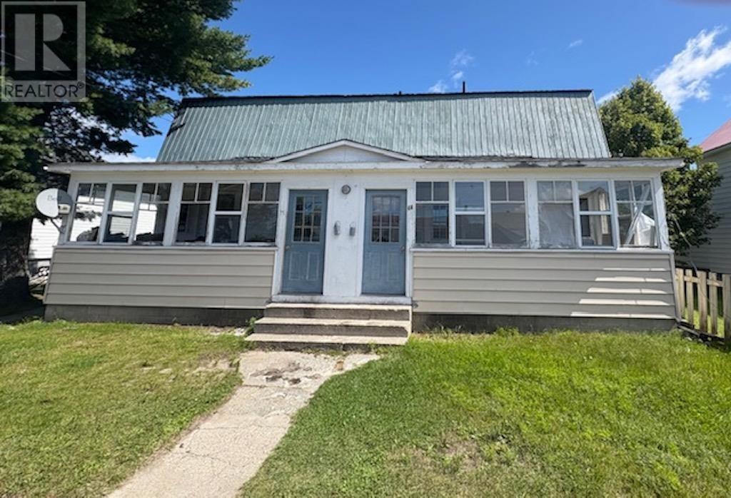 42-44 Aberdeen St, Chapleau, ON - Outdoor