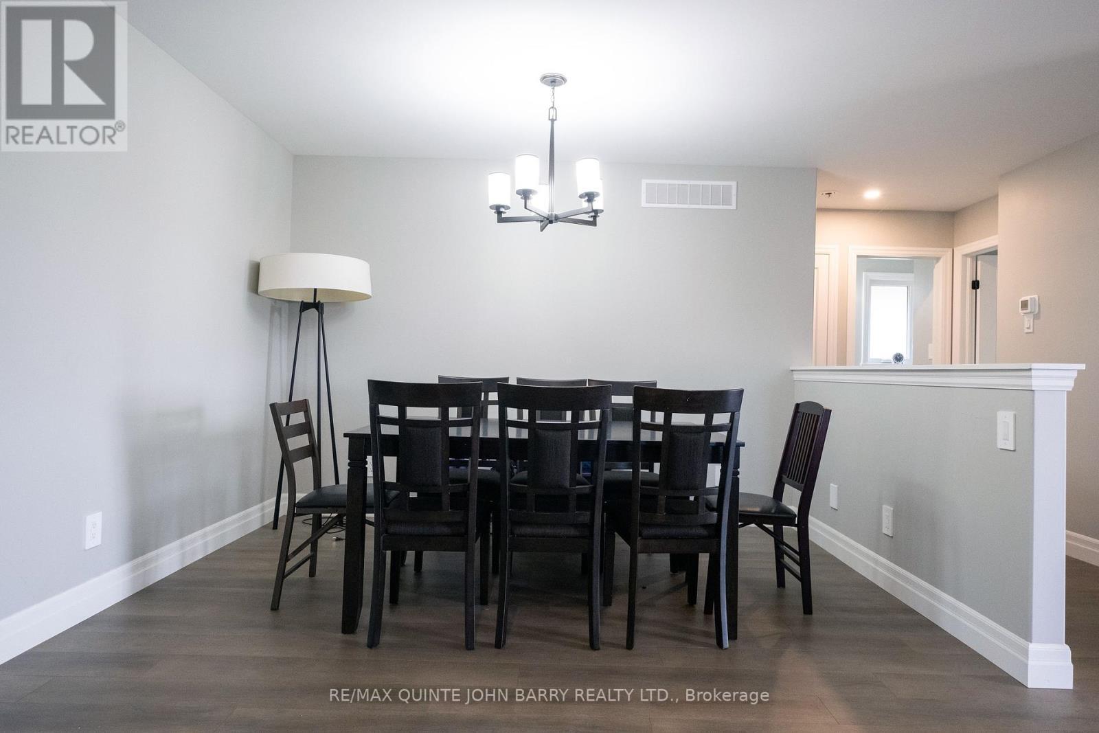 43 Cedar Park Crescent, Quinte West (Murray Ward), ON - Indoor Photo Showing Dining Room