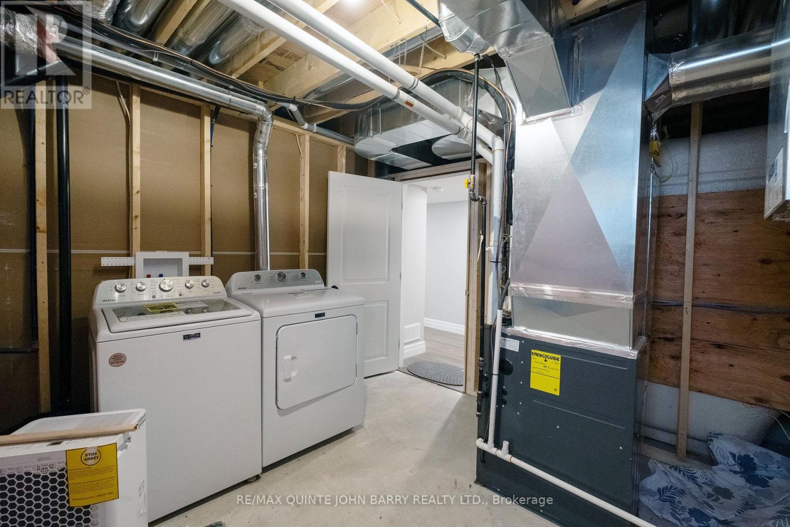 43 Cedar Park Crescent, Quinte West (Murray Ward), ON - Indoor Photo Showing Laundry Room