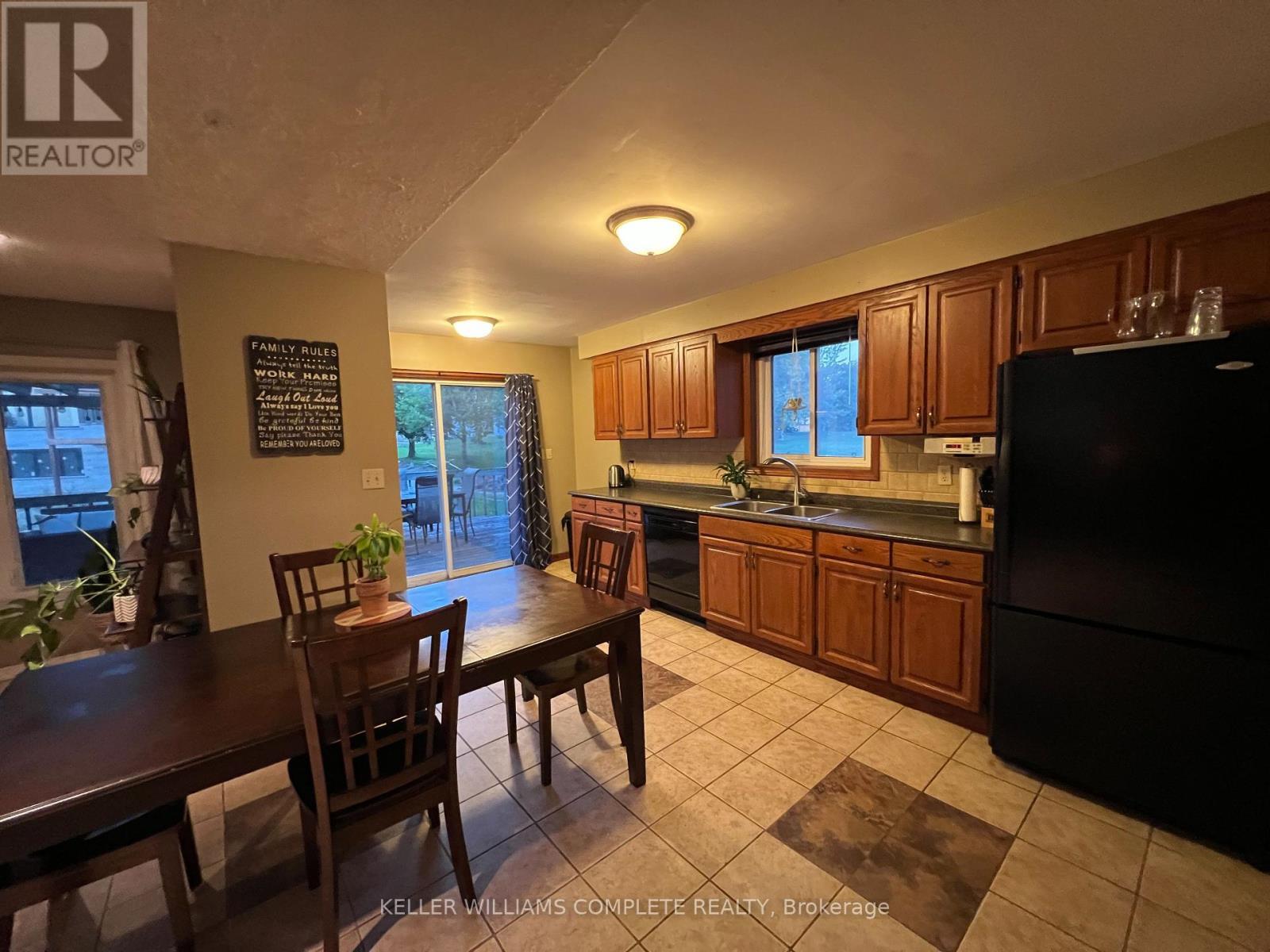 1810 Beaverdams Road, Thorold (Confederation Heights), ON - Indoor