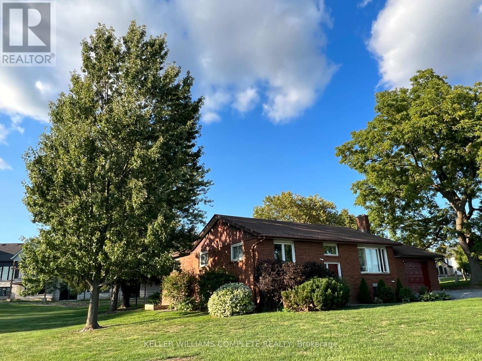 1810 Beaverdams Road, Thorold (Confederation Heights), ON - Outdoor