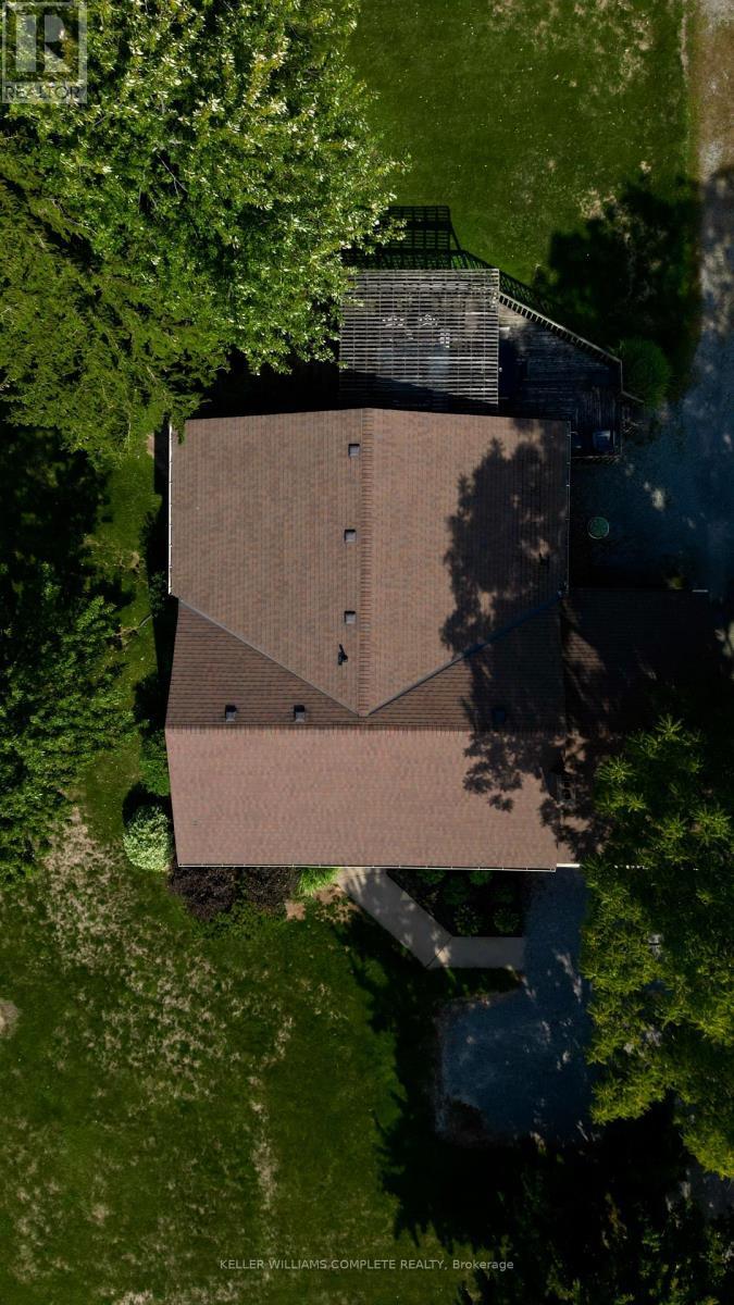 1810 Beaverdams Road, Thorold (Confederation Heights), ON - Outdoor