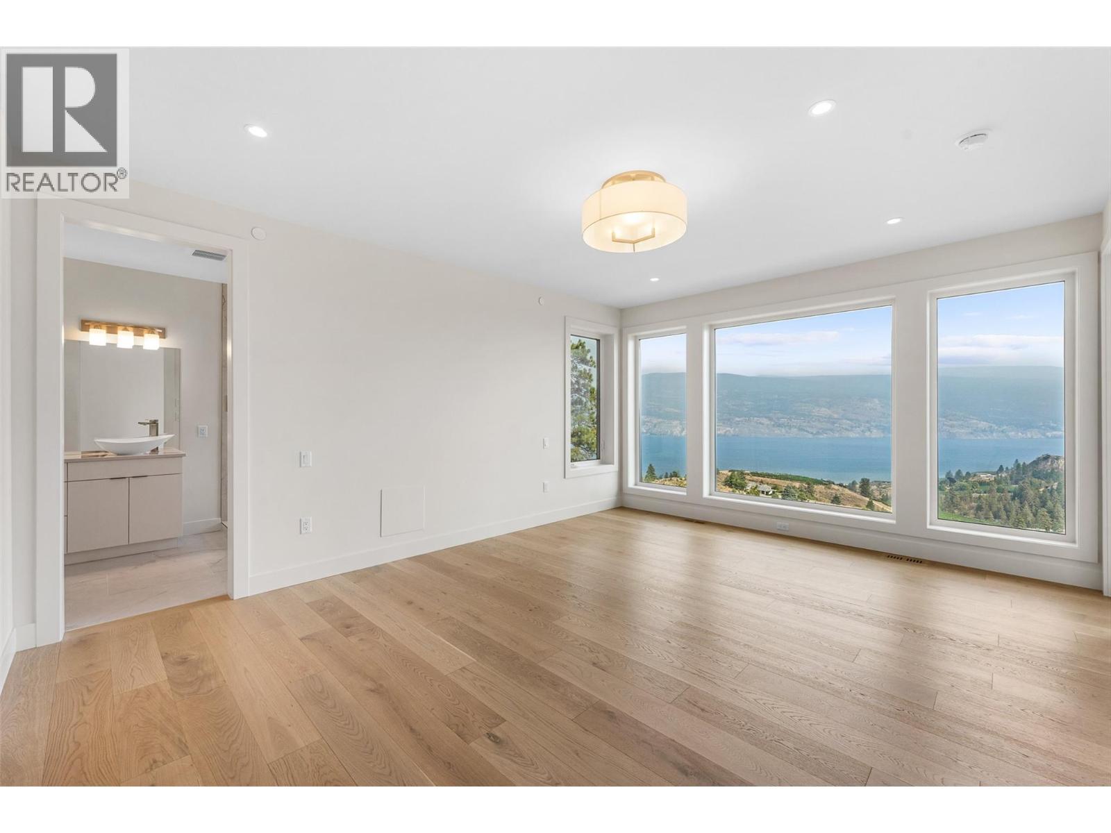 18697 Mckenzie Court, Summerland, BC - Indoor Photo Showing Other Room