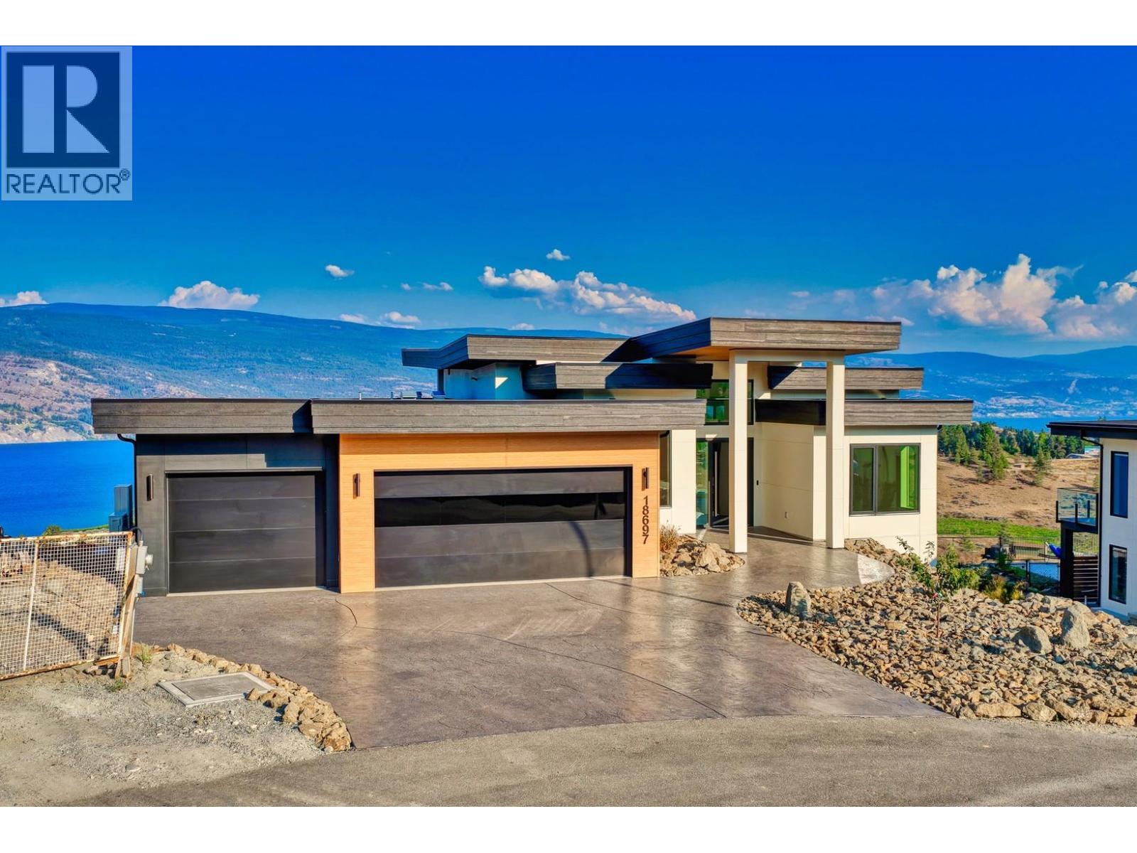 18697 Mckenzie Court, Summerland, BC - Outdoor