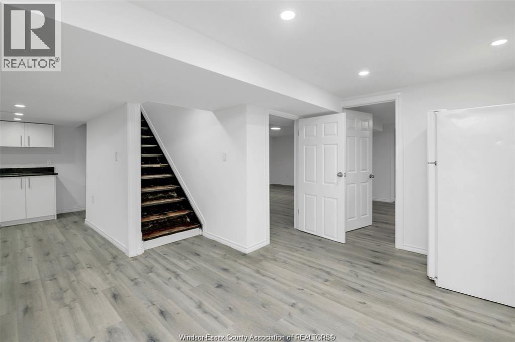 1457 S Cameron, Windsor, ON - Indoor Photo Showing Other Room