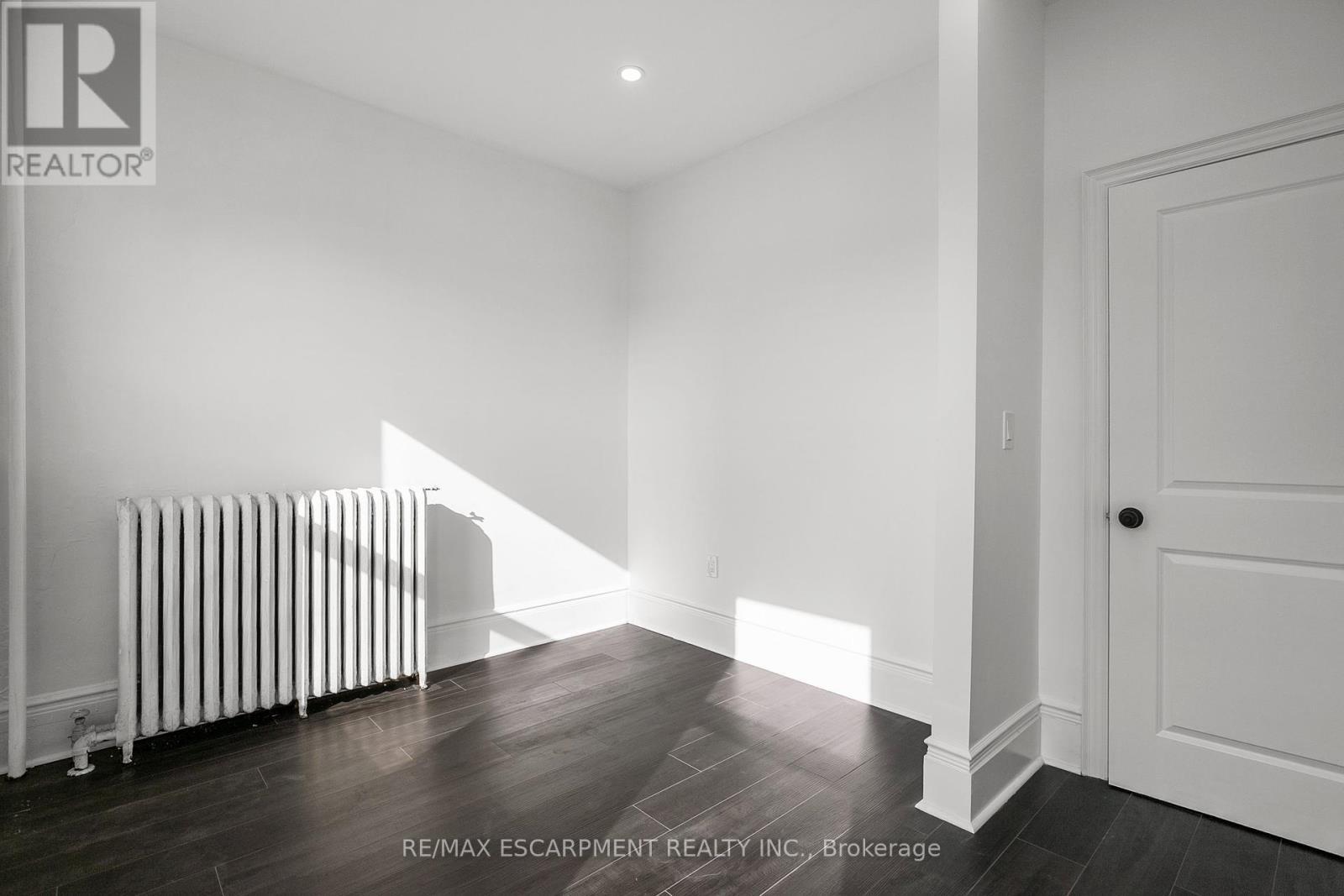 302 - 63 John Street S, Hamilton, ON - Indoor Photo Showing Other Room