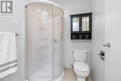 Ensuite bathroom -