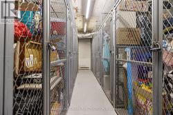 Storage locker -